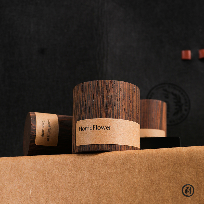 Home Fragrance H&M - Diffuseur d'arômes Noyer Noir – Parfum