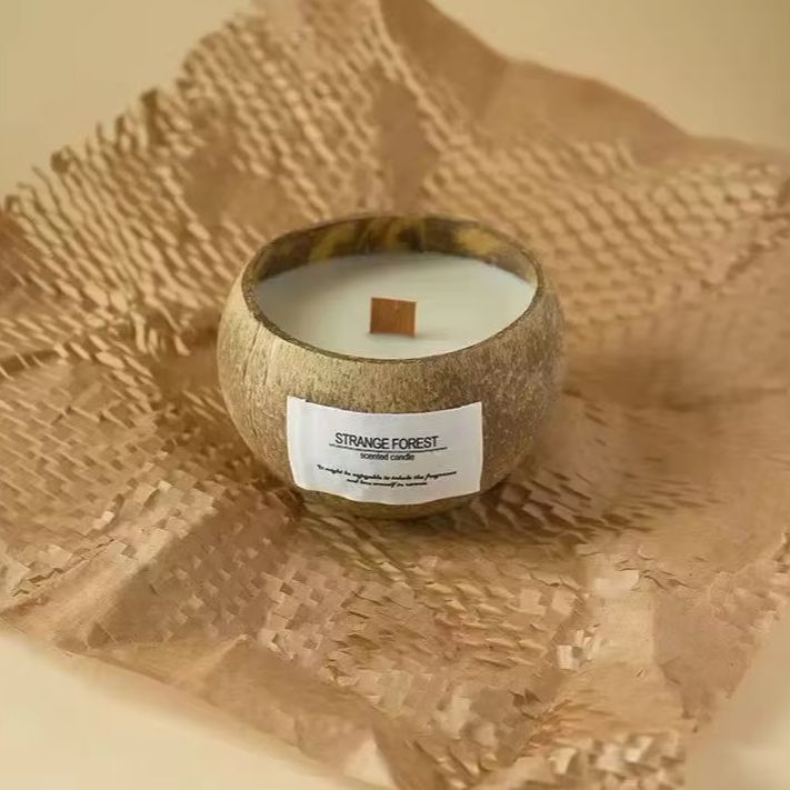Bougie parfumée en coquille de - Home Fragrance Accessories avis et prix