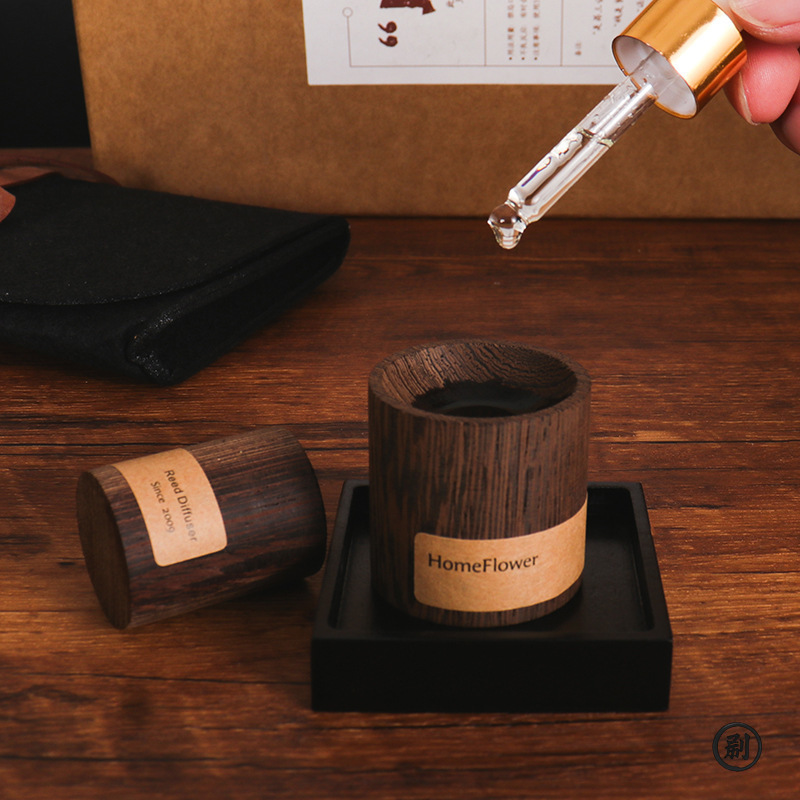 Diffuseur d'arômes Noyer Noir  - Home Fragrance H&M avis et prix